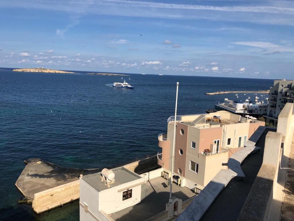 Ferienwohnung The Sea Across The Road Penthouse 5 St. Paul's Bay Exterior foto